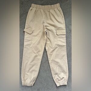 Forever 21 Women’s‎ Khaki Cargo Pants Size Small